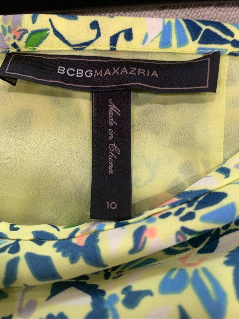 Floral Tiered Ruffle Mini Skirt - Yellow Green Print BCBGMAXAZRIA
Size 10 - Picture 3 of 5